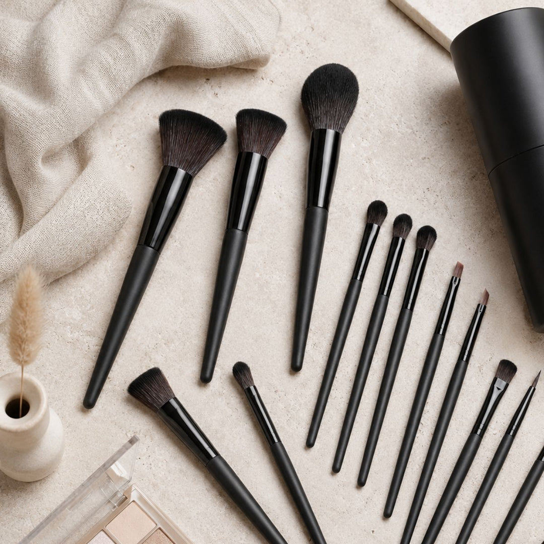 Technique PRO Raven Set de 18 Pinceaux de Maquillage