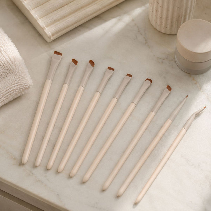 Technique PRO Flick Kit de 9 Pinceaux Maquillage pour Eyeliner, Sourcils et Détails