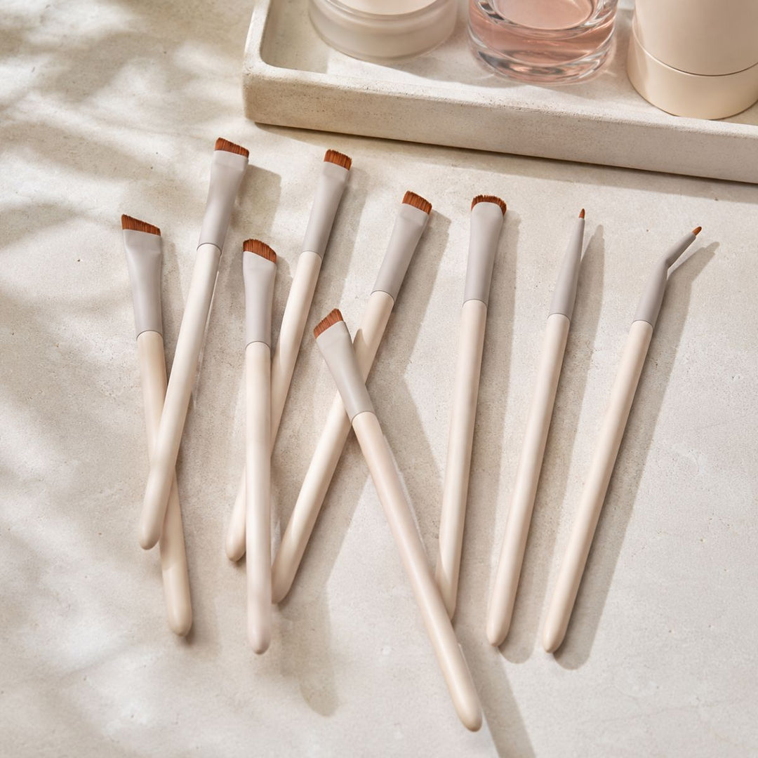 Technique PRO Flick Kit de 9 Pinceaux Maquillage pour Eyeliner, Sourcils et Détails