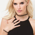 Collier ras-du-cou, bracelet et bague - Style vintage classique - Lingerie sculptante | Fashiongirl