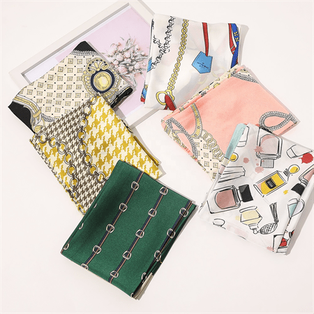 Foulard en soie Bella Chris Rubin - Jaune - | Fashiongirl