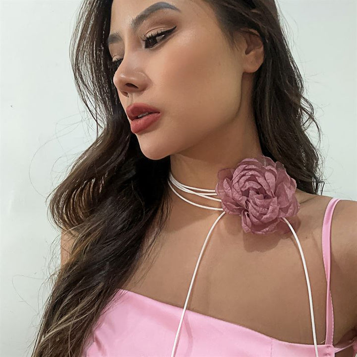 SOHO Bara Choker Necklace - Rose - | Fashiongirl