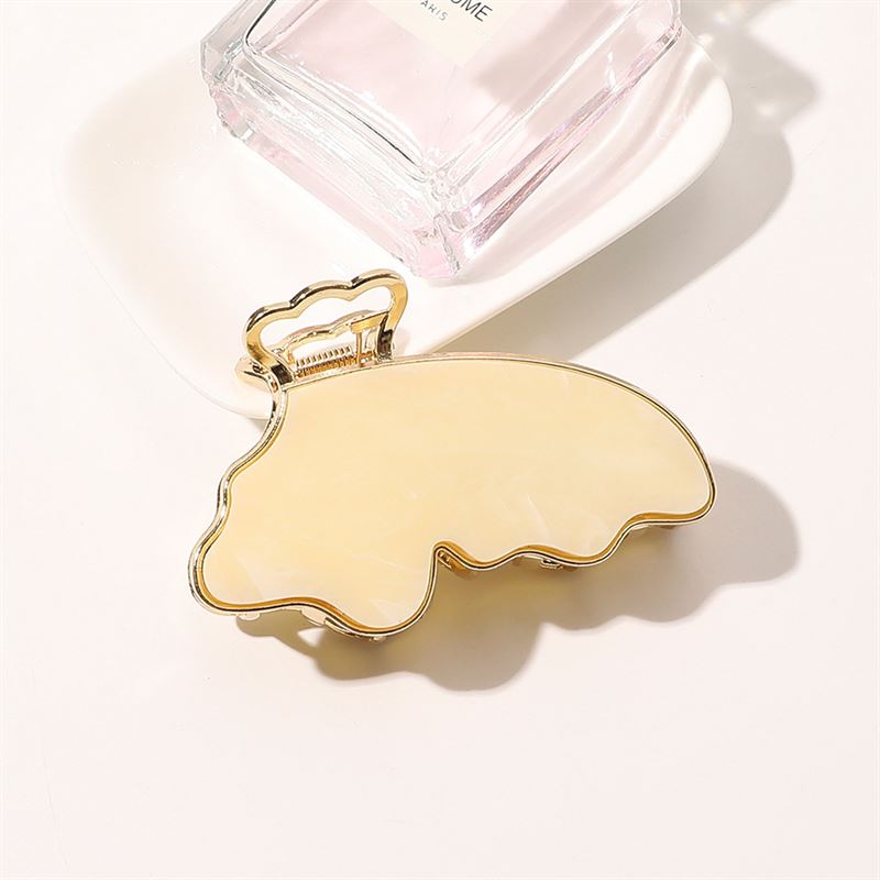 SOHO Fie Hair Claw - Hair Accessories