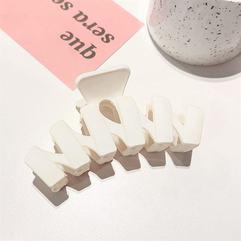 SOHO Just Hair Claw - White - Hair Accessories