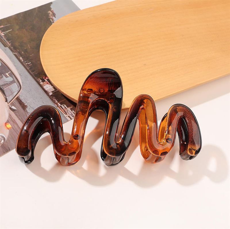 SOHO Malik Hair Claw - Brown - Hair Accessories