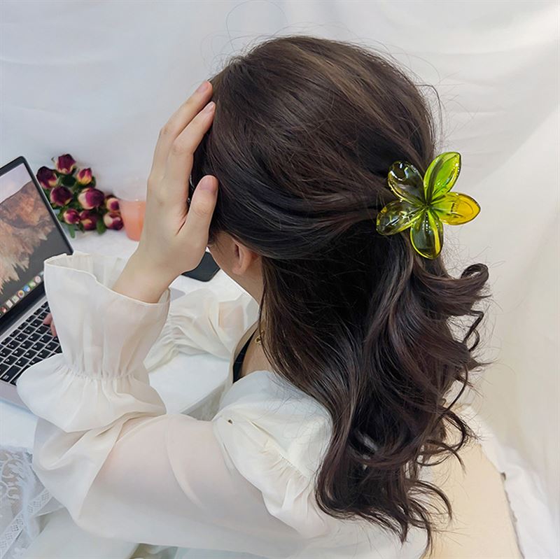 SOHO Moana Hair Claw - Blue - Hair Accessories