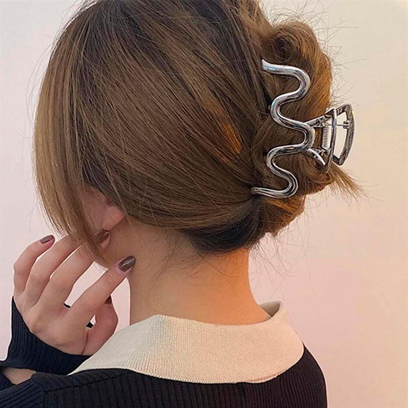 SOHO Ormi Hair Claw - Silver - Hair Accessories