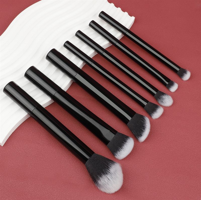 Technique PRO Chic Makeup Brush Set, 7 pièces - Noir - 