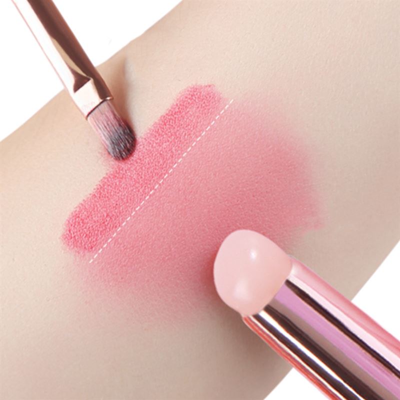 Technique PRO Pinceau à lèvres et correcteur en silicone - 