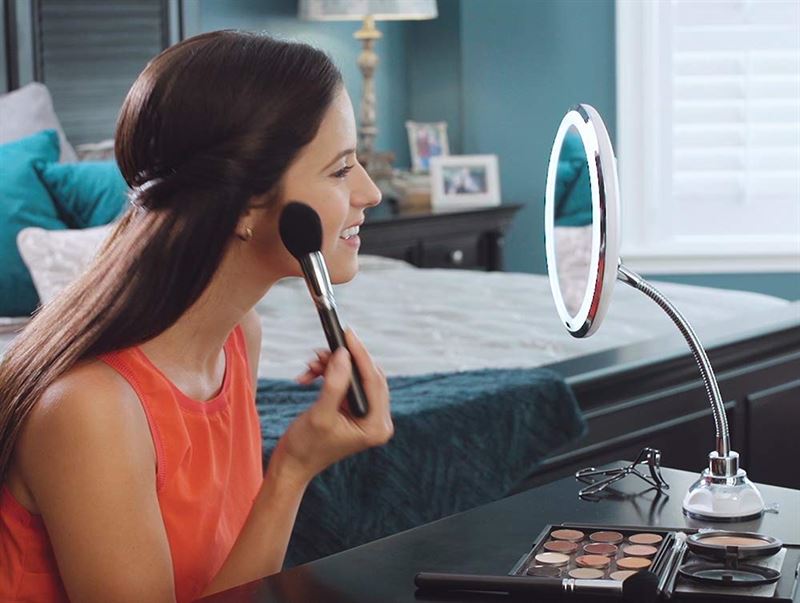 Miroir flexible UNIQ avec éclairage LED et grossissement 10x - | Fashiongirl